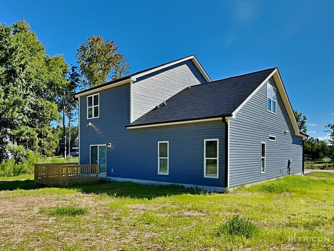 Building Photo - 29 Davinci Dr