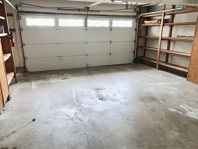 Building Photo - 3491 Eboe St