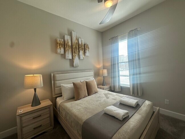 Building Photo - 240 Villa Domani Ct