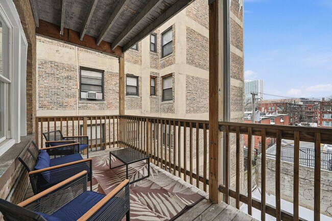 Building Photo - 618 W Patterson Ave