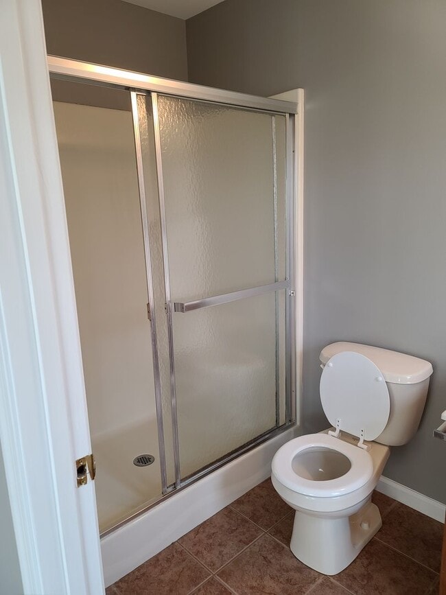 Building Photo - 3 Bedroom Townhome for Rent in Waynesboro