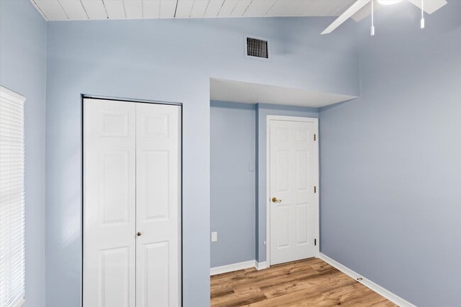 Building Photo - Canalfront 2BR/1BA Upstairs Residence – Legal Duplex | Summerland Key