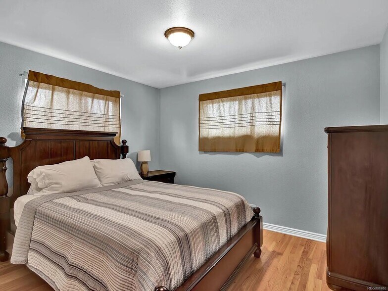 Building Photo - 10870 Carrol Ln