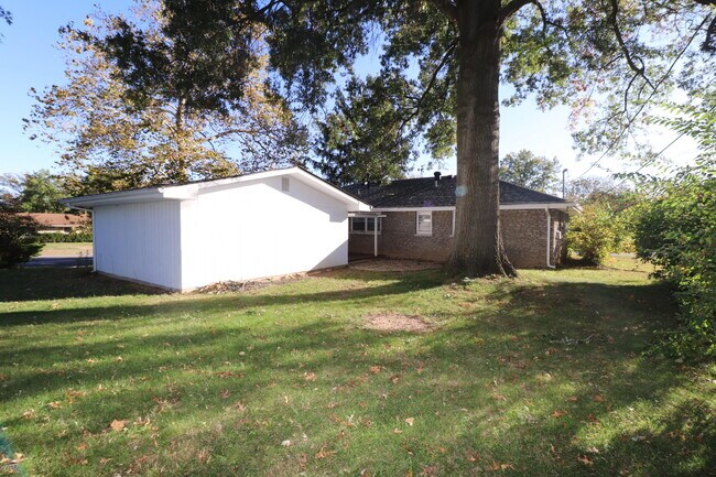 Building Photo - 501 Westerfield Way