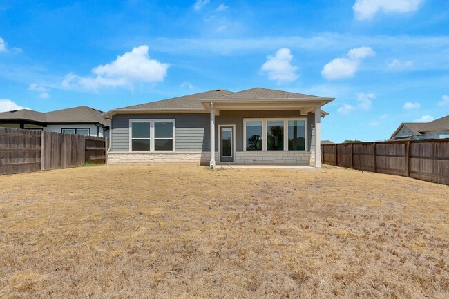 Building Photo - 133 James Rose Ln