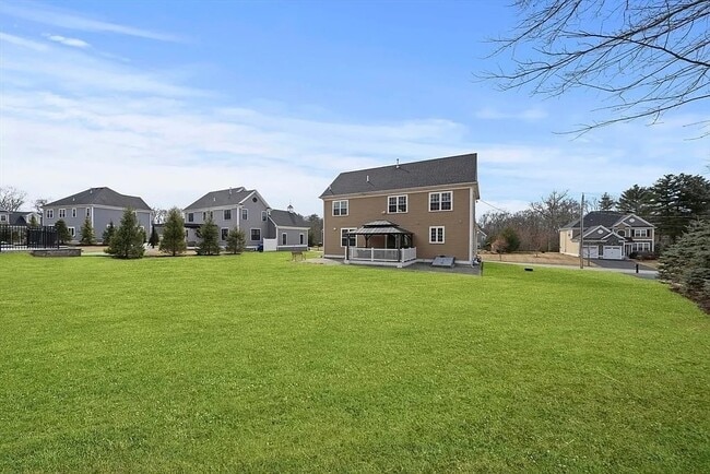 Building Photo - 172 Downing Dr