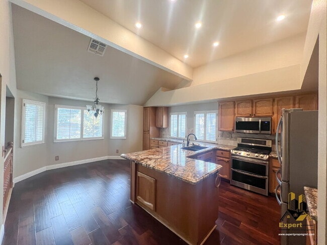 Building Photo - 8204 Eversley Ct