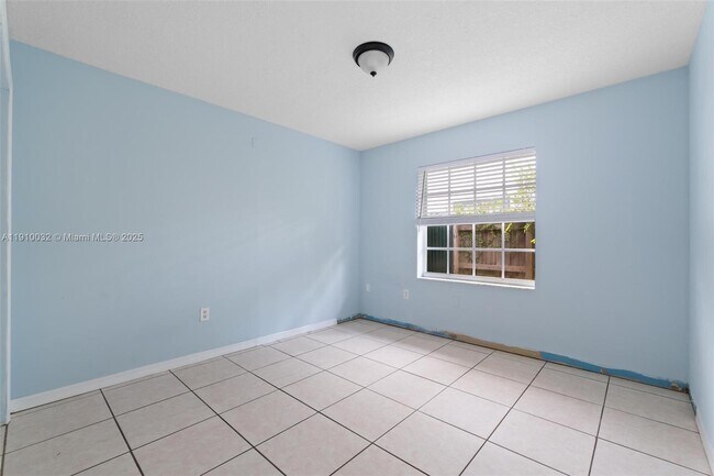 Building Photo - 15793 SW 43rd St