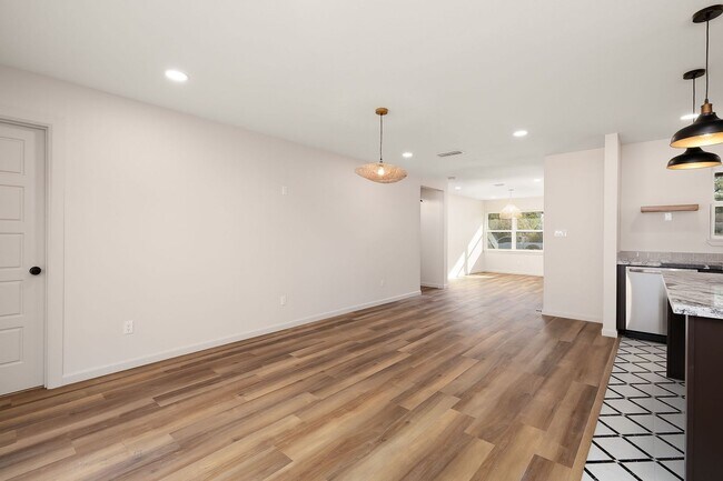 Building Photo - A Fresh Start on Orchid Ave!