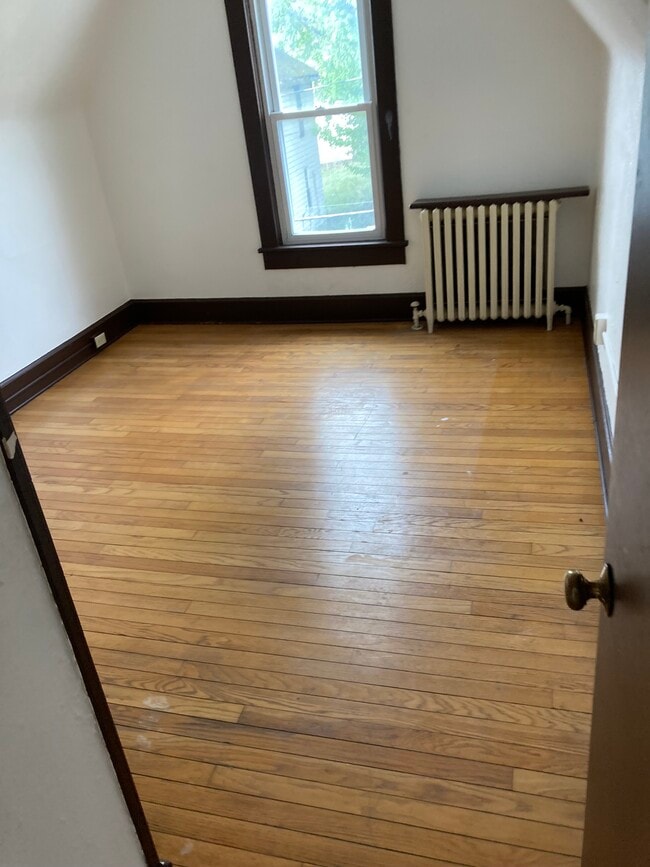 Building Photo - Chandler