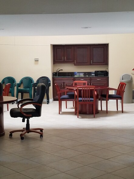 common space - 10246 Black Mountain Rd