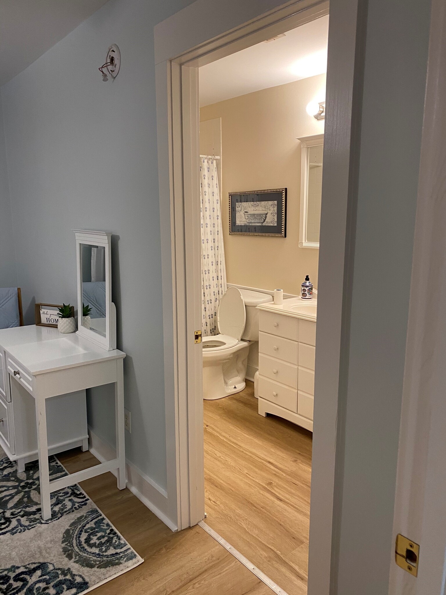 Building Photo - 802 N Lord St