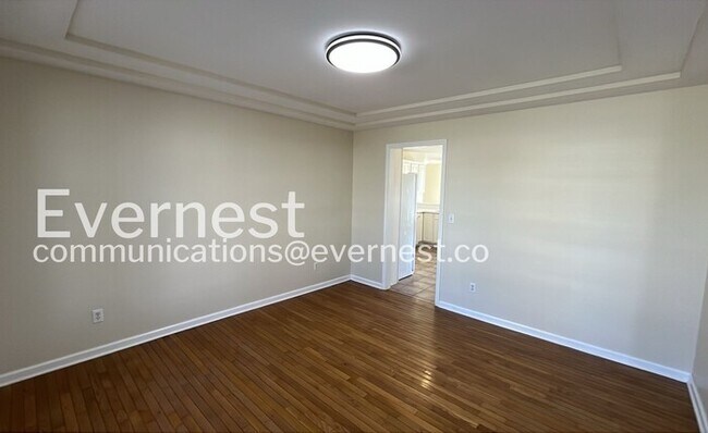 Building Photo - 14 Fawn Ln