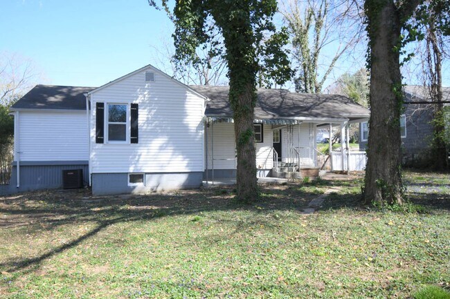 Building Photo - 3517 S Haven Rd