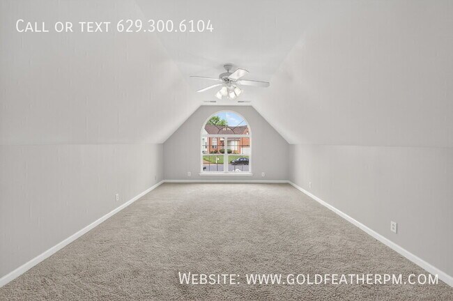 Building Photo - 3940 Waterford Way