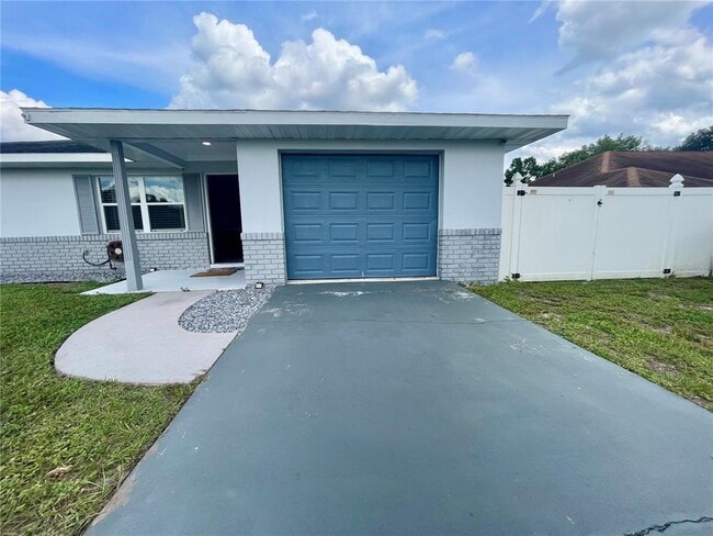 Building Photo - 2107 E Atmore Cir