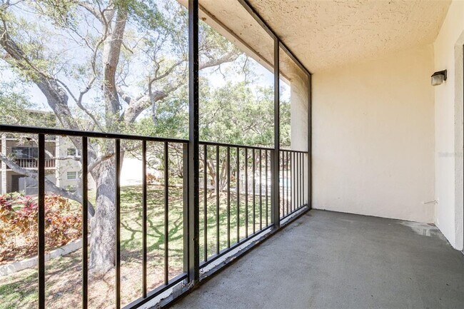 Building Photo - 820 Patricia Ave