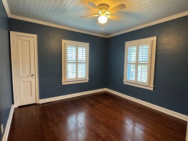 Building Photo - 5408 Villa Rd