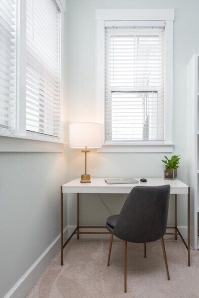 Building Photo - 954 Key Colony Ct