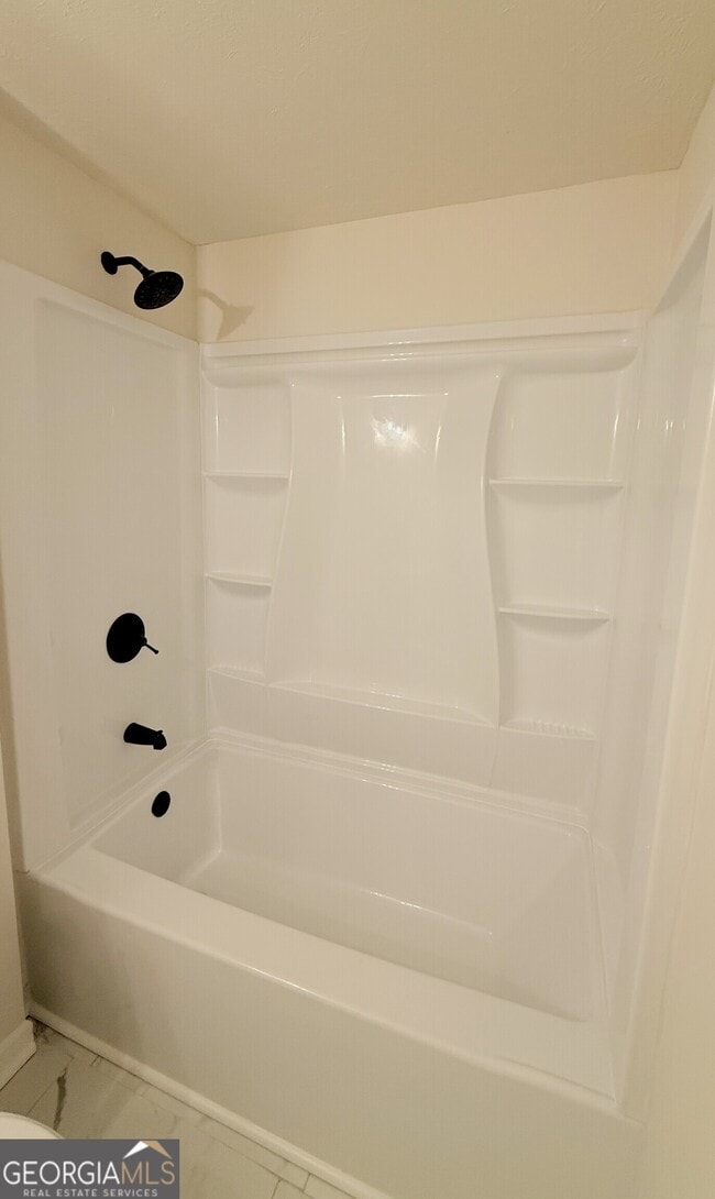 Building Photo - 105 Woodbine Dr