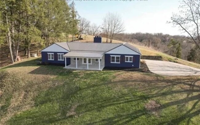 Primary Photo - 204 Angel Terrace