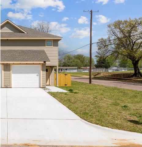 Building Photo - 401-403-403 W Elm St