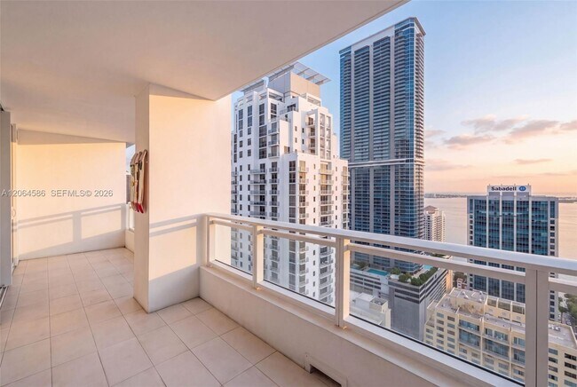 Building Photo - 1080 Brickell Ave