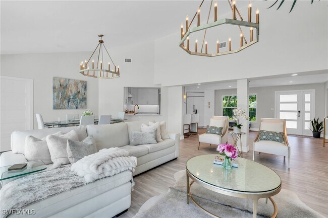 Building Photo - 2649 Longboat Dr