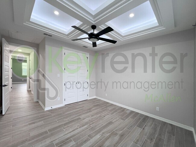 Building Photo - Stunning 3- bed/ 2.5 upgraded luxury townhome in Pharr at a Reduced Price