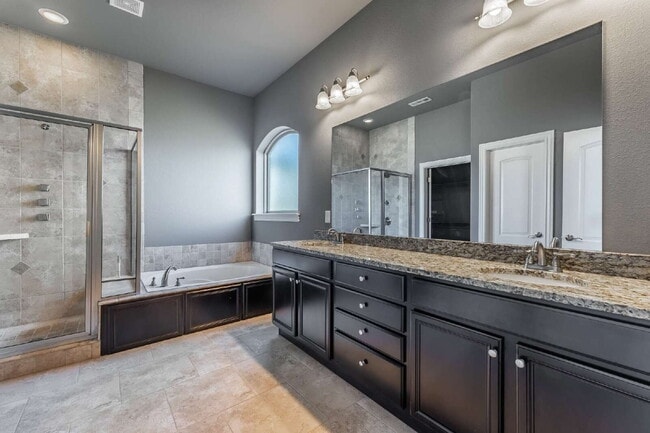 Building Photo - East Fayetteville Home for Rent