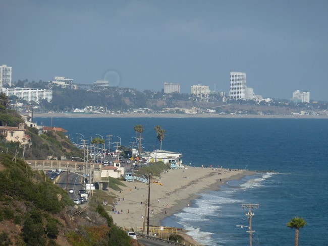 View - 18109 Coastline Dr