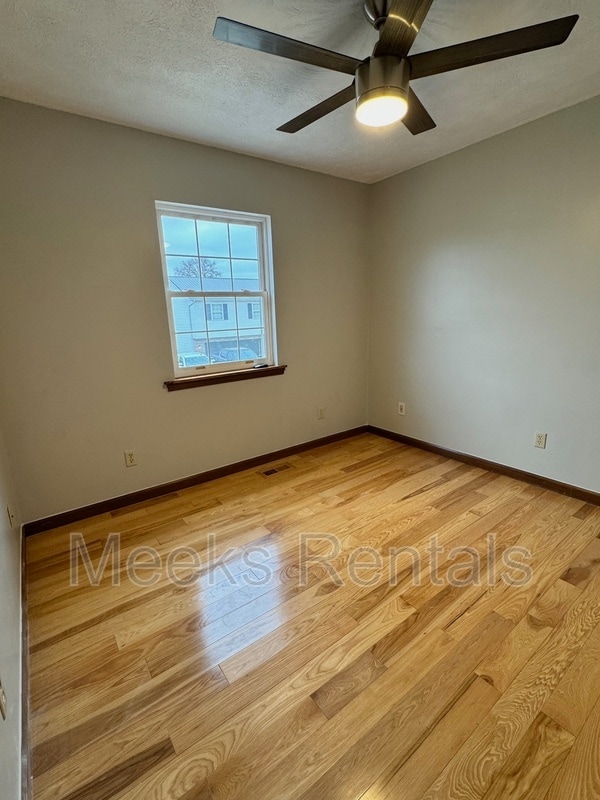 Building Photo - 22 Countryview Est