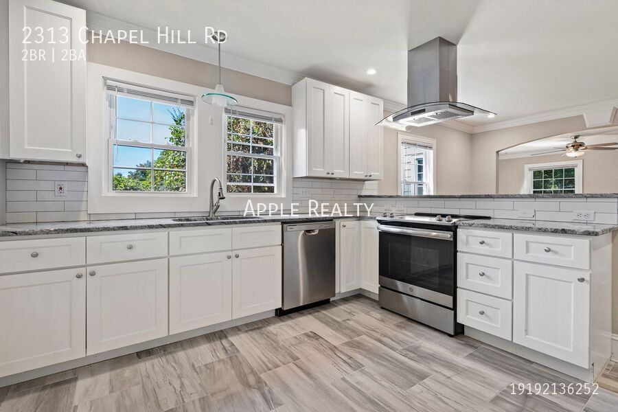 Building Photo - 2313 Chapel Hill Rd