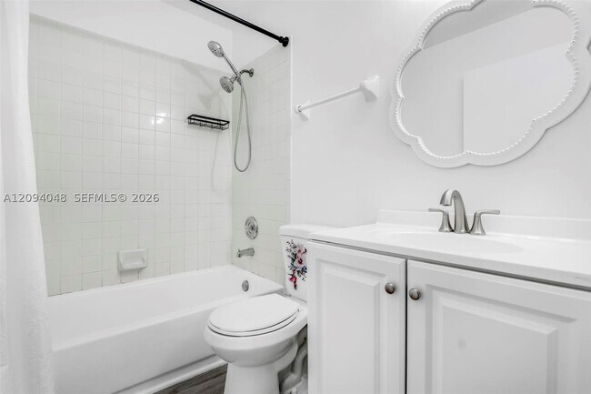 Building Photo - 3433 NW 44th St