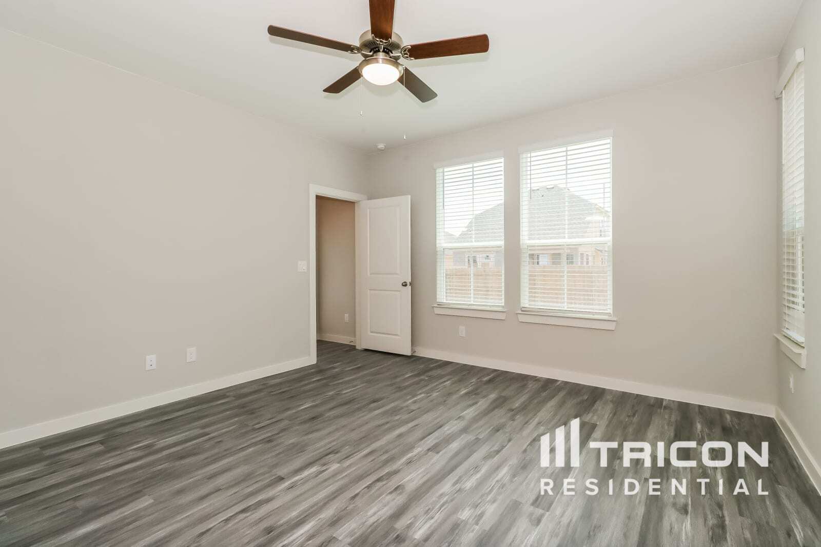 Building Photo - 1545 Palo Verde Wy