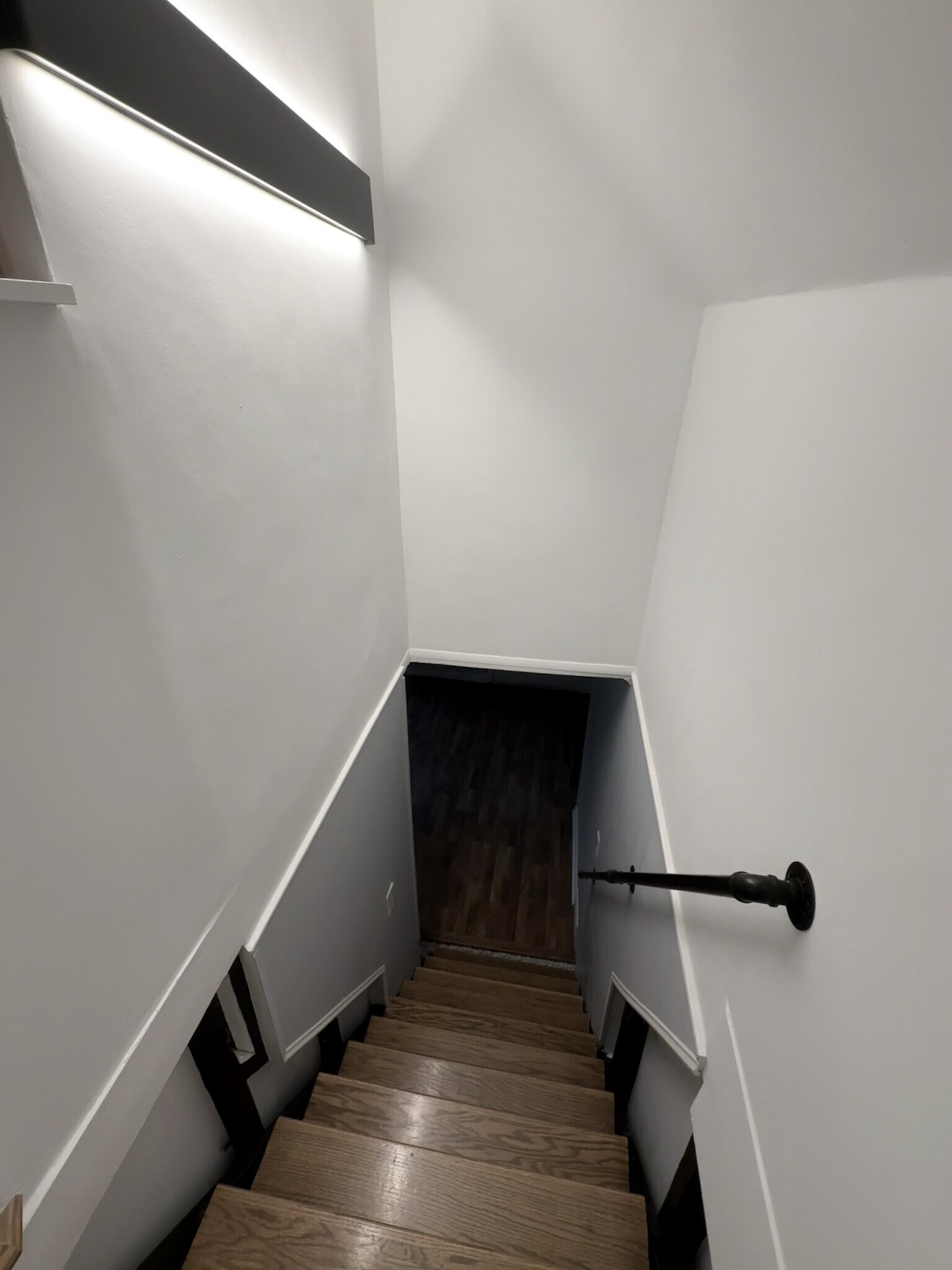 2 floor house - 3250 Madison Ave