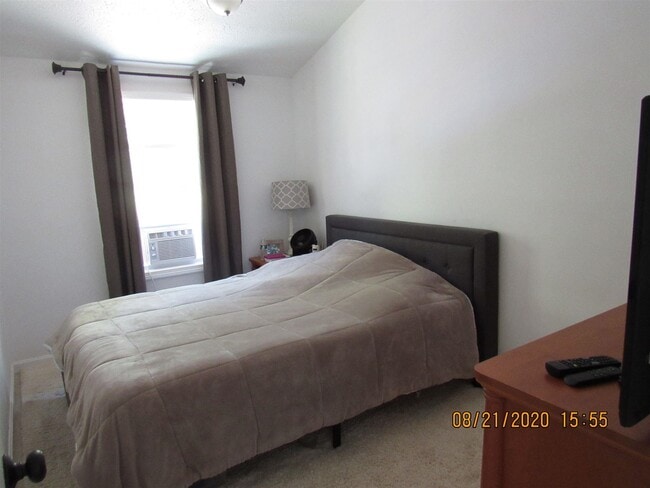 Building Photo - 56 McIntosh Ln