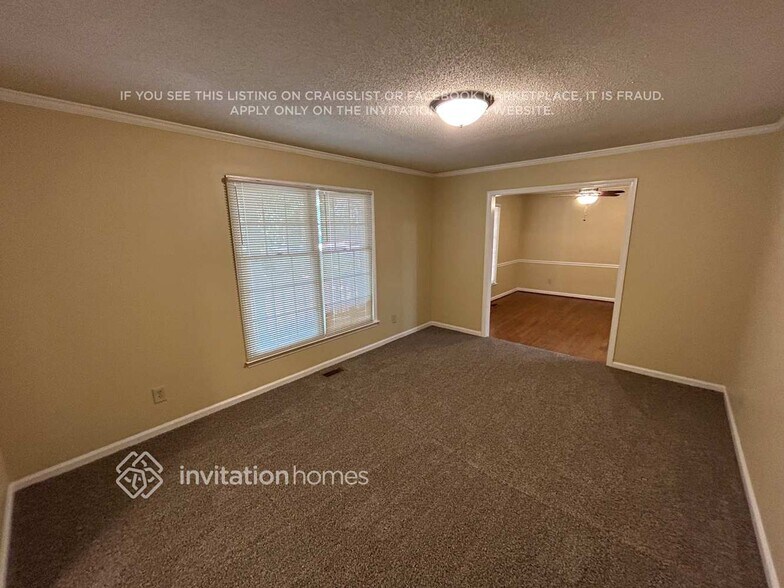 Building Photo - 3309 Clay Ct