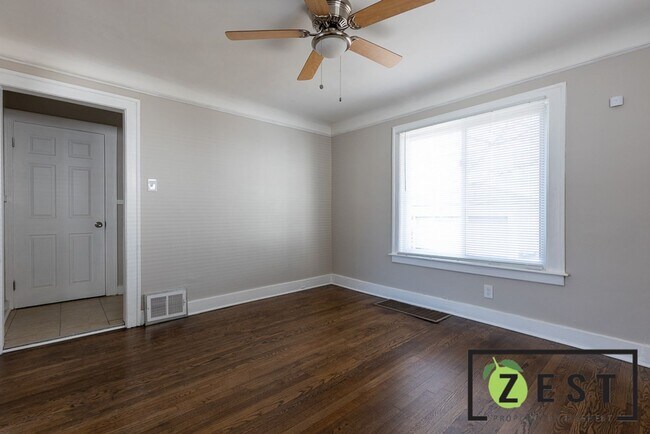 Building Photo - BEAUTIFULLY REMODELED - 3-Bedroom 1-Bathroom 2-Car Garage