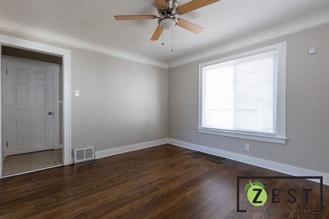 Building Photo - OPEN HOUSE 1/28! 4:30PM-5PM! BEAUTIFULLY REMODELED - 3-Bedroom 1-Bathroom 2-Car Garage