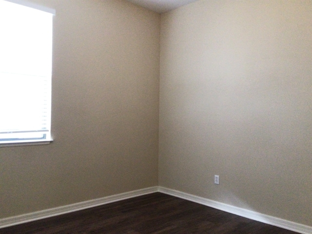 Building Photo - 607 Arbor Pointe Ave