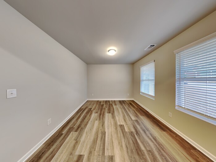 Building Photo - 15 Blake Ave