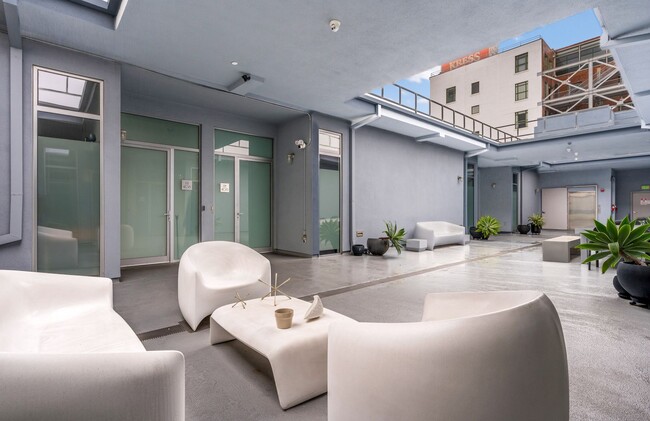 Building Photo - Penthouse Loft Downtown Long Beach with 2 ...