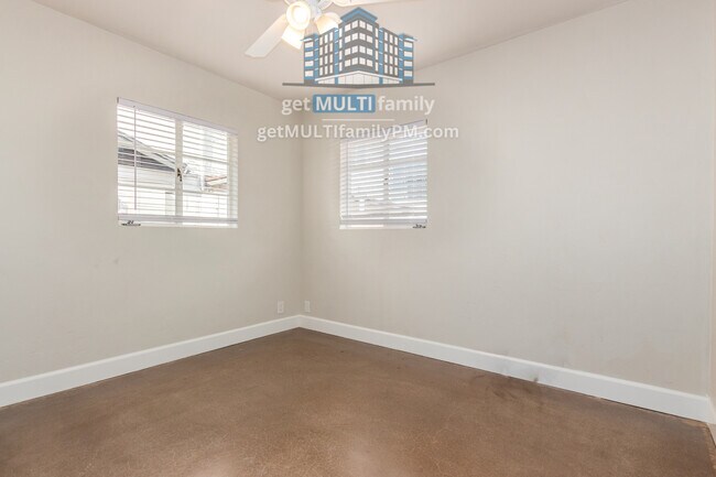 Building Photo - 2618 E Pierson St