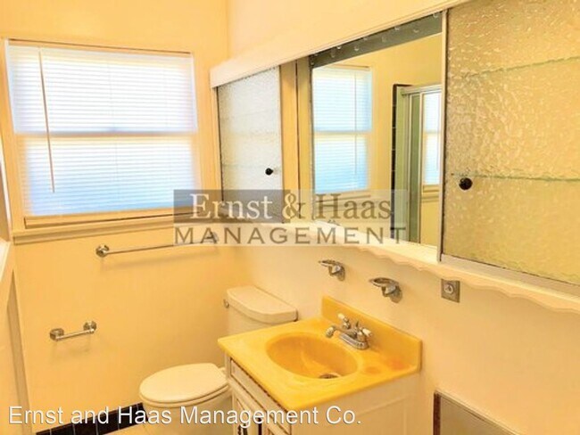 Building Photo - 2 br, 1 bath House - 2160 Mira Mar Ave.