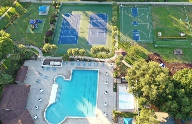 Building Photo - 819 Sandy Trail Pl