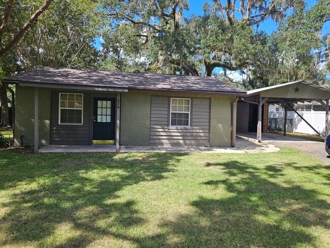 Building Photo - 470 Forest Ave