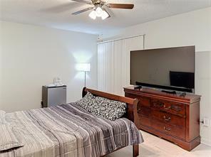 Building Photo - 6519 W Newberry Rd