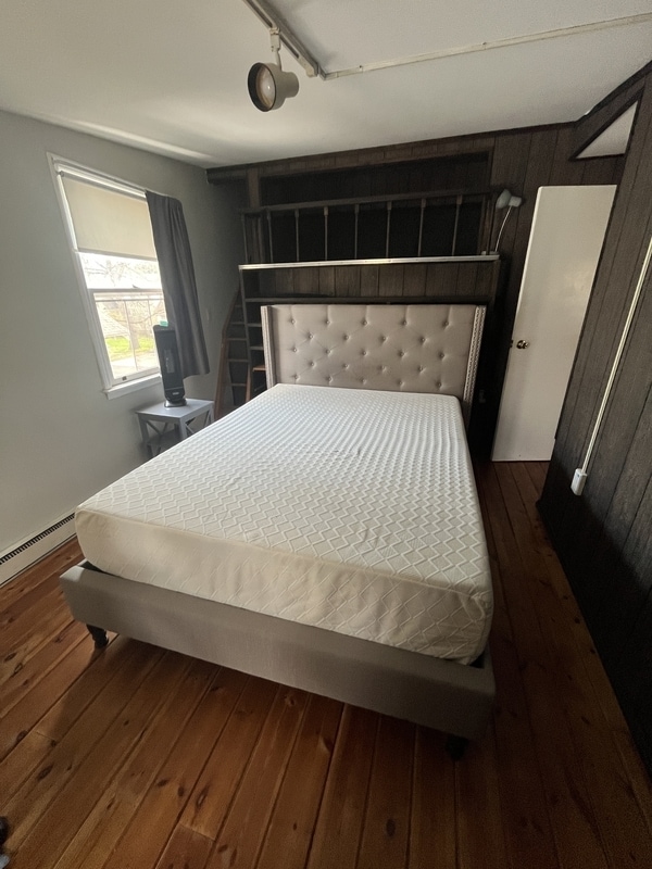 Building Photo - 11 Maple Ave