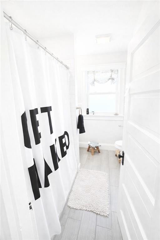 Building Photo - 22 Mayflower St